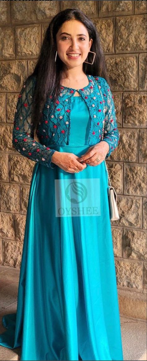 Latest Kurti Designs Pattern Party Wear, Over Coats On Kurtis Party Wear, Home Made Kurti Design, Customised Kurti Designs, New Model Dresses For Women Indian, Coat Model Long Frocks For Women, Long Frocks With Coat Model, Coat Model Frocks, Frock With Jacket For Women