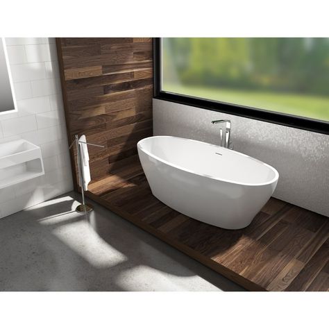 Free standing bath tub