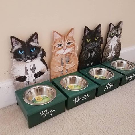 Cat Feeder Diy, Cat Tree House, Painted Cat, Art Ornaments, Ornaments Tree, Hand Painted Cat, Cat Food Bowl, Cat Stands, Cat Feeder