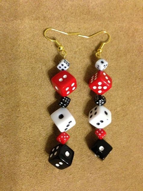 Ace Spade, Dice Earrings, Ghoulia Yelps, Geeky Clothes, Weird Jewelry, Cool Piercings, Quirky Earrings, Funky Earrings, Jewelry Aesthetic