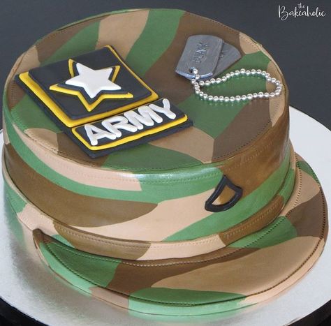 Army Cake Design, Army Themed Cake, College Graduation Cakes, Graduation Cake Designs, Army Cake, Army Birthday Parties, Army Birthday, 90th Birthday Cakes, Army's Birthday