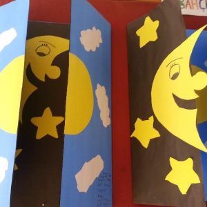 day and night craft idea for kids Day And Night Craft, Opposites Preschool, Toddler Curriculum, Worksheets For Preschool, Back To School Night, School Night, Activities Preschool, Kindergarten Science, Sunday School Crafts