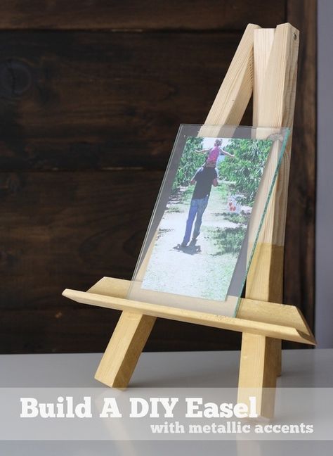 How to make an easel frame stand | Tripod Stand DIY Diy Easel, Picture Frames Standing, Tabletop Easel, Crafts For Teens To Make, Wood Easel, Christmas Paintings On Canvas, Paint Nite, Picture Stand, Art Easel