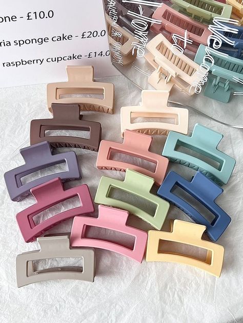 Preppy Accessories, Hair Tie Accessories, Hair Accessories Collection, Claw Hair Clips, Hair Accessories Clips, Jewelry Accessories Ideas, Girly Accessories, Fancy Jewellery, Hair Claws & Clips