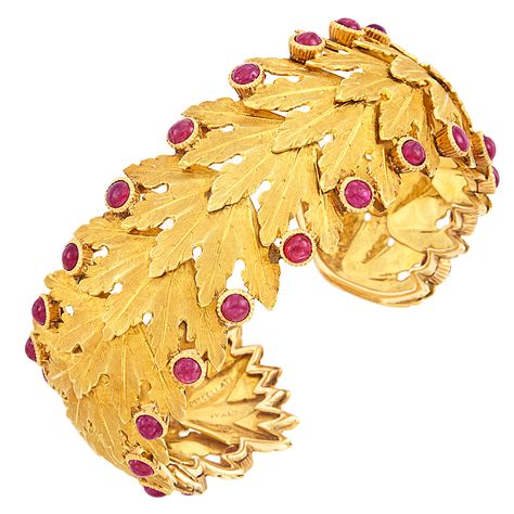 Important Jewelry | Doyle Auction House Yellow Gold Cuff Bracelet, Buccellati Jewelry, Bijoux Art Nouveau, Ruby Bracelet, Cuff Bangle Bracelet, Gold Bracelet Cuff, Gold Cuffs, Couture Vintage, Gold Texture