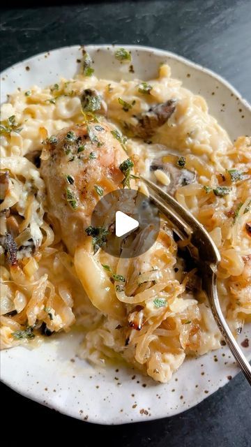 Tieghan Gerard on Instagram: "Crockpot Creamy French Onion Chicken and Orzo. Loving my crockpot this season. Throwing all ingredients in and letting things slow cook is the ideal cooking situation but the food has got to but GOOD. And trust me, this dish is really gooood. Caramelized onions, slow cooked chicken, melty Gruyère cheese and all served over creamy parmesan orzo, it’s so delish. 3-4 yellow onions, thinly sliced 6 tablespoons salted butter 1 1/2 pounds boneless chicken breasts or thi Creamy French Onion Chicken, Creamy Parmesan Orzo, Chicken And Orzo, Parmesan Orzo, Tieghan Gerard, Half Baked Harvest Recipes, Crockpot Chicken Breast, French Onion Chicken, Slow Cooked Chicken