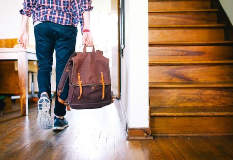 Why You’re Out of Breath Walking Up Stairs—Even Though You’re Fit Japan Packing List, Walking Up Stairs, Pregnancy Problems, Everything I Own, Japan Travel Tips, Divorce And Kids, Guerilla Marketing, Six Pack Abs, Financial Aid