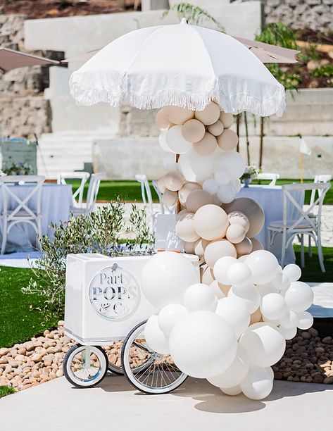 Ice Cream Cart Party, Vintage Ice Cream Party, Ice Cream Cart Ideas, Ice Cream Cart Birthday, Ice Cream Cart Wedding, Ice Cream Cart Design, Paletas Cart, Diy Ice Cream Cart, Paleta Cart