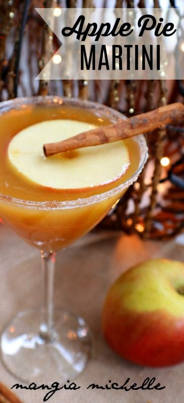 This delicious martini has whipped cream vodka, pureed apple pie filling and apple cider. Apple Pie Martini, Recipe For Apple Pie, Yummy Cocktails, Whipped Cream Vodka, Fall Evening, Sitting Outside, Apple Pie Filling, Mixed Drinks Recipes, Apple Pie Recipes