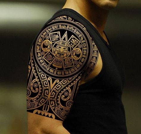 Beautiful black ink god sun aztec prehispanic period tattoo on shoulder Tattoos Arm Mann, Tattoos Chest, Tato Maori, Azteca Tattoo, Mayan Tattoos, Aztec Tattoo Designs, Polynesian Tattoo Designs, Marquesan Tattoos, Maori Tattoo Designs