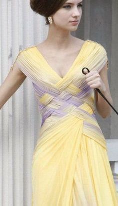 Lilac Gown, Sleeveless Ball Gown, Prom Event, Yellow Lilac, Yellow Cottage, Fancy Gowns, Cross Hatching, Modest Dresses Casual, Couture Details