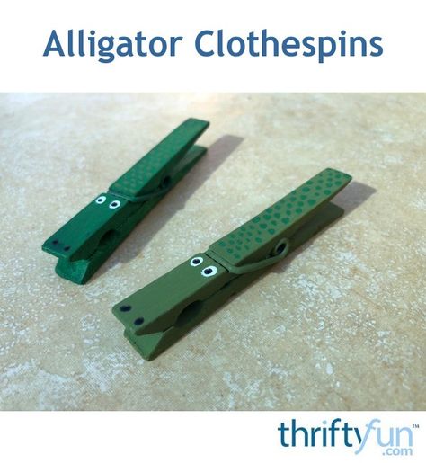 Alligator Crafts, Close Pin, Waste Clothing, Clothes Pin Crafts, Old Clothes, Daycare Crafts, Craft Day, Green Baby, Beach Crafts