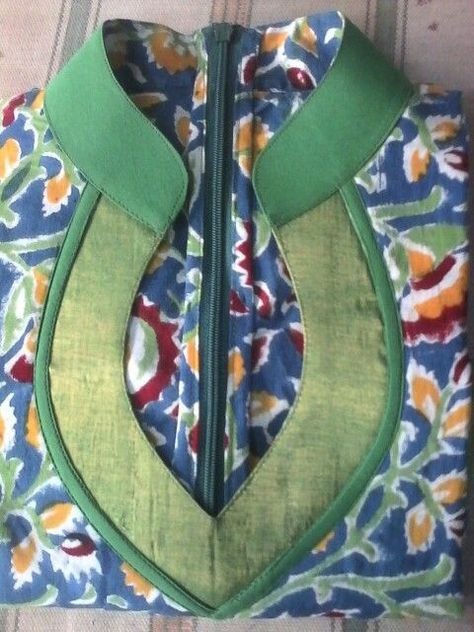 Color Neck Kurtis, Different Types Of Neck, Salwar Neck Patterns, Neck Patterns For Kurtis, Chudithar Neck Designs, Chudi Neck Designs, Art Craft Ideas, Chudidhar Neck Designs, Neck Patterns