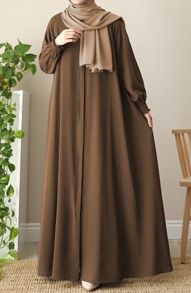 Abaya Designs Latest Simple, Simple Abaya Designs, Stylish Abaya, Simple Abaya, Islamic Modest Fashion, Muslimah Fashion Casual, Muslim Women Clothing, Abaya Collection, Abaya Designs Latest