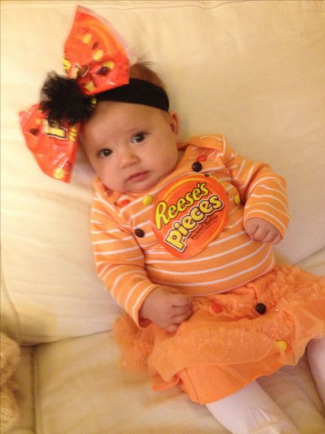 Reese's Pieces First Halloween costume made by my Gramma! Audrey Michelle, Baby Halloween Costumes Newborn, Newborn Halloween Outfits, Reese Cup, First Halloween Costumes, Newborn Halloween Costumes, Reese's Pieces