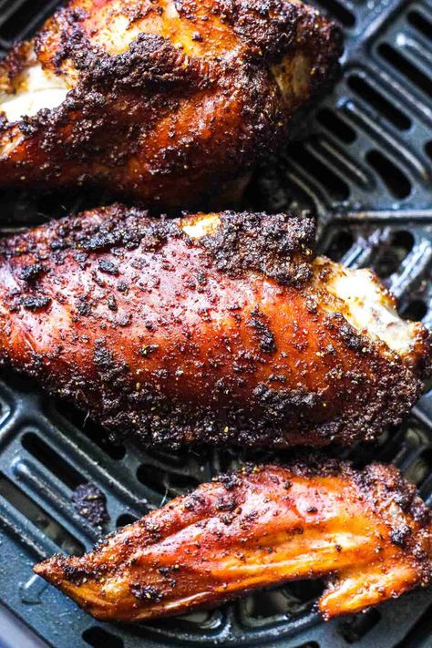 Super crispy and delicious crispy air fryer turkey wings recipe is full of cajun flavors. Ready in less then 30 minutes this wings are amazingly juicy inside and crunchy on the outside. Air Fried Turkey Wings, Cajun Turkey Wings Recipe, Air Fryer Turkey Recipes, Turkey Wrap Recipes, Turkey Wings Recipe, Reheat Turkey, Smoked Turkey Wings, Air Fryer Turkey, Cajun Turkey