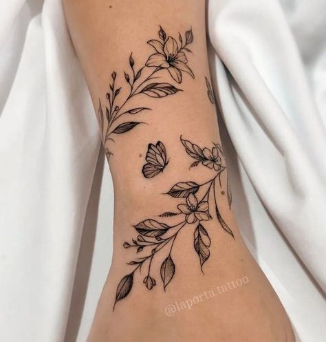 Wrap Around Wrist Tattoos For Women, Wrap Around Forearm Tattoo Women, Wrap Around Arm Tattoo For Women, Floral Wrap Around Tattoo Forearm, Wrap Around Wrist Tattoos, Wrap Around Tattoo, Around Arm Tattoo, Cute Tats, Forearm Tattoo Women