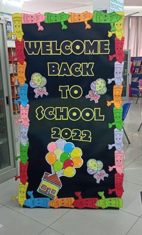 School Reopening Decoration Ideas, Welcome Back To School Board Decoration, Preprimary Classroom Decoration, School Reopening Decoration, Welcome Board Decoration Ideas School, Softboard Ideas, Back To School Decorations, Preschool Letter Crafts, Birthday Board Classroom