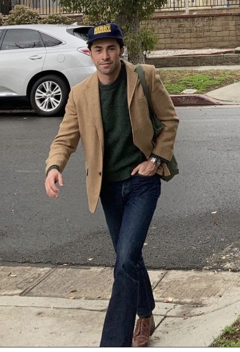 Matured Look Outfit Men, Tech Bro Outfit, J Crew Mens Outfits, Grandpa Outfit Men, Tan Blazer Outfit, Tech Bro, Professor Style, Mason Work, Camel Outfit