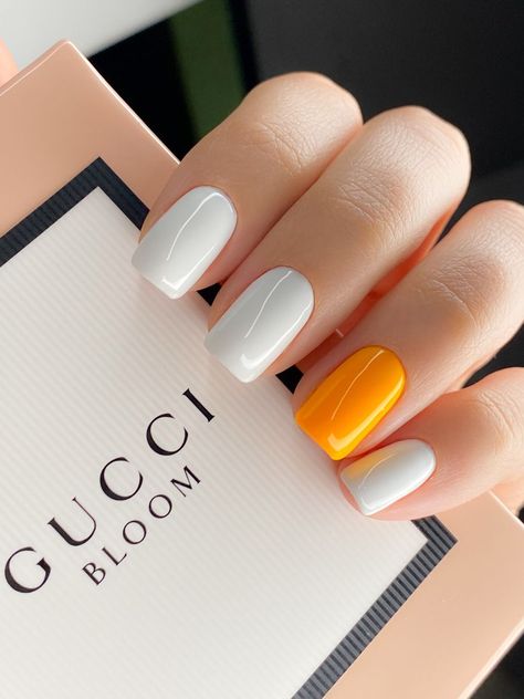 White Nails Orange Design, Simple Orange And White Nails, Orange And White Short Nails, Orange Nails With White Tips, Orange And White Nails Ideas, Neon And White Nails, White Nails With Orange, Orange Nails Summer Neon, White Orange Nails