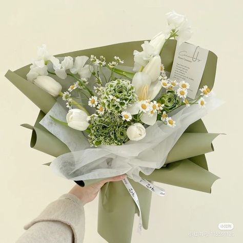 Stay Strong For Yourself, Diy Bouquet Wrap, Luxury Flower Bouquets, Boquette Flowers, Flower Bucket, Flowers Bouquet Gift, Nothing But Flowers, Flower Therapy, Beautiful Bouquet Of Flowers