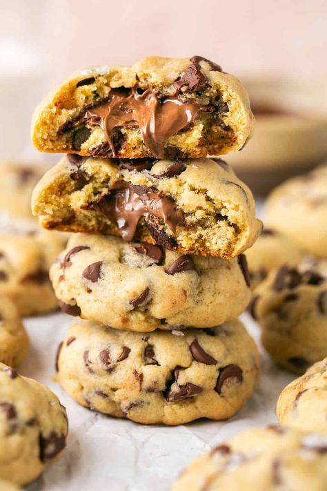 Nutella Stuffed Cookies - Erin Lives Whole Nutella Stuffed Cookies, Cookie Pies, Erin Lives Whole, Nutella Cookie, Stuffed Cookies, Cookies Ideas, Baking Fun, Nutella Cookies, Dessert Bar Recipe