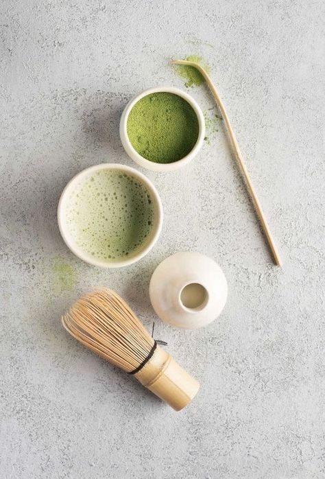 Tea Japanese, How To Make Matcha, Ceremonial Matcha, Matcha Whisk, Ginger Shot, Matcha Drink, Pilates Princess, Japanese Tea Ceremony, Green Powder