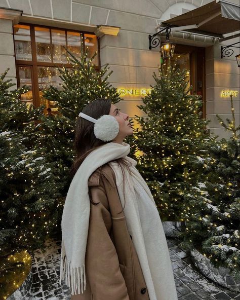 Europe Winter Fashion, Nyc Winter Outfits, Winter Nyc, December Outfits, Wallpaper Winter, Nyc Outfits, New York Winter, New York Outfits, Nyc Christmas