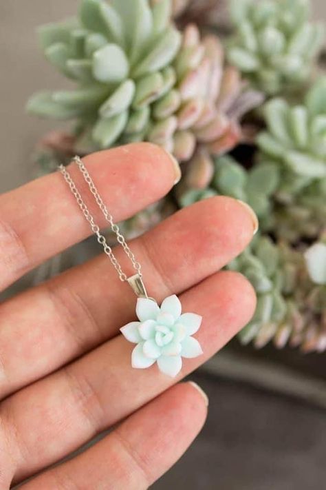 Technology Crafts, Living Jewelry, Clay Cactus, Succulent Jewelry, Polymer Clay Flower Jewelry, Cactus Diy, Dainty Diamond Necklace, Polymer Clay Jewelry Diy, Cactus Plant