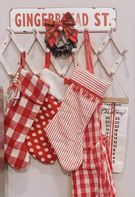 red gingham christmas Gingham Christmas Decor, Red Gingham Christmas, Gingham Christmas, Buffalo Plaid Christmas, Red Gingham, Christmas Kitchen, Christmas Gingerbread, Christmas Theme, Plaid Christmas