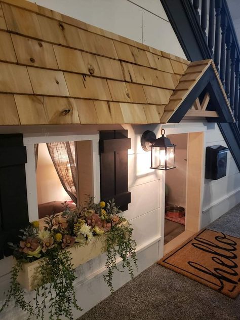 Built In Dog House Under Stairs, Closet Dog House, Dog House Inside Home, Indoor Dog Room Ideas Spaces, Dog Built Ins Spaces, Dog House Under The Stairs, Under The Stairs Dog Room, Under Stair Doghouse, Inside Dog House Ideas