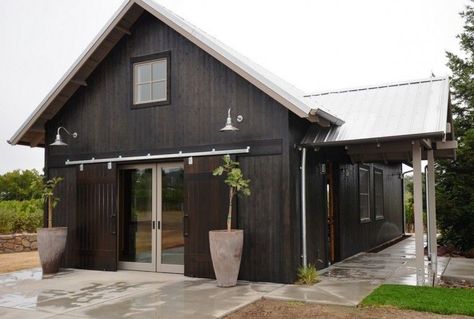 Classic Gooseneck Barn Lights for Boutique California Winery | Blog | BarnLightElectric.com Metal Building Colors Schemes, Black Metal Building, Winery Building, Small Modern Farmhouse Plans, Rustic Winery, Window Lights, Barn Lights, Black Houses, California Winery