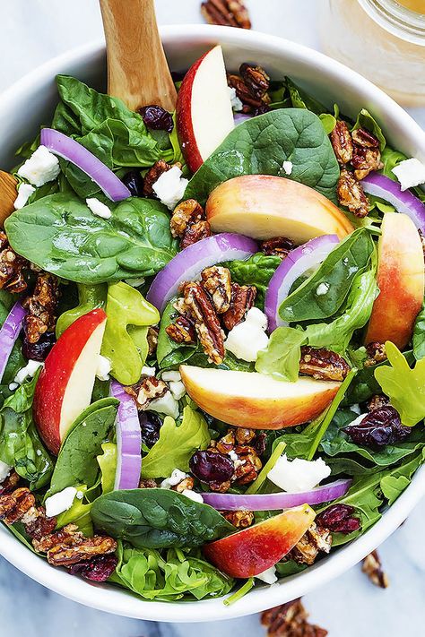 Apple Pecan Salad with Maple Vinaigrette | Creme de la Crumb Galette Des Rois Recipe, Balsamic Salad, Green Salad Recipes, Pecan Salad, Walnut Recipes, Pear Salad, Walnut Salad, Dried Cherries, Vegan Salad