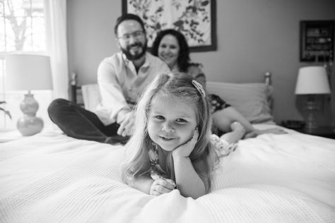 Family Bed Photoshoot, Family Bed Photos, In Home Photo Shoot Family Portraits, Portland Photoshoot, Personality Portraits, House Photoshoot, Indoor Family Photography, Indoor Family Photos, Sage Photography