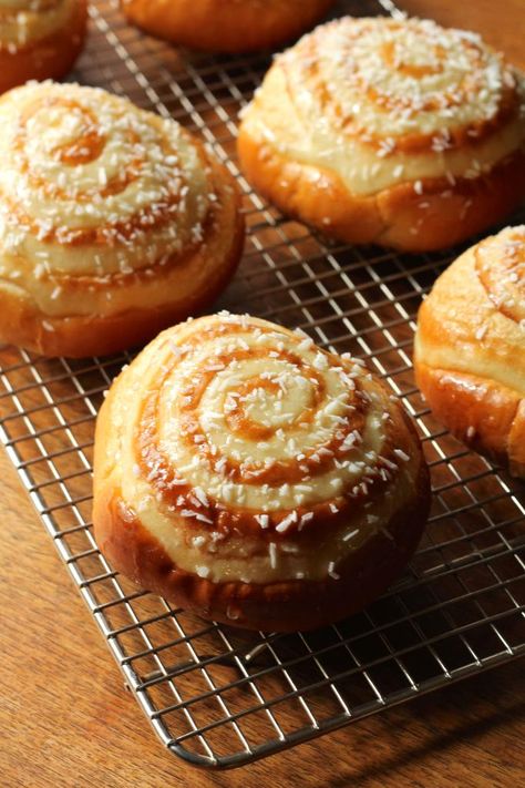 Asian Coconut Custard Buns | Korena in the Kitchen Asian Bread Recipe, Coconut Buns, Custard Buns, Coconut Custard, Sweet Buns, Bread Bun, Asian Desserts, Bread Recipes Homemade, Bread Dough