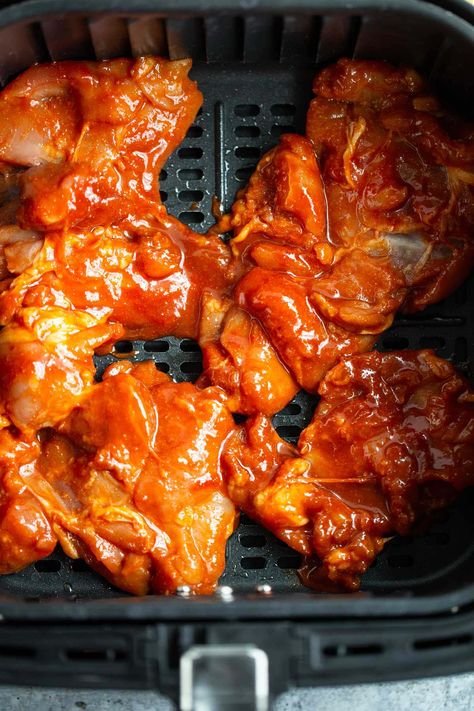 Air Fryer Gochujang Chicken Thighs are sweet spicy perfection. These chicken thighs are full of umami flavors thanks to the Korean condiment. Korean Bbq Chicken Thighs, Gochujang Chicken Thighs, Korean Chicken Thighs, Korean Spicy Chicken, Asian Chicken Thighs, Gochujang Chicken, Korean Bbq Sauce, Air Fryer Chicken Thighs, Bbq Sauce Chicken