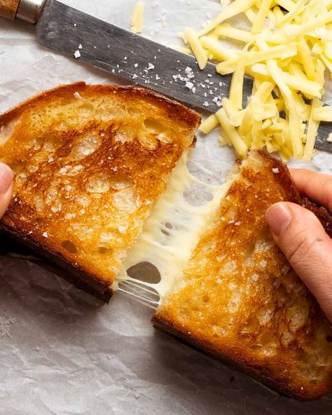 Grilled cheese- ultimate cheese toastie - cheese pull shot Best Grilled Cheese Sandwich, Crispy Grilled Cheese, The Best Grilled Cheese, Cheese Toasties, Cheese Toastie, Cheese Pull, Ultimate Grilled Cheese, Perfect Grilled Cheese, Breakfast Burger