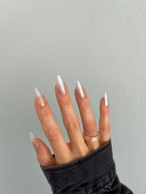 Silver Clear Nails, Glass Slipper Nails, Clear Chrome Nails Almond, Clear Glass Nails, Holo Chrome Nails, Clear Chrome Nails, Nail Inspo Easy, Nail Art Y2k, Y2k Futuristic