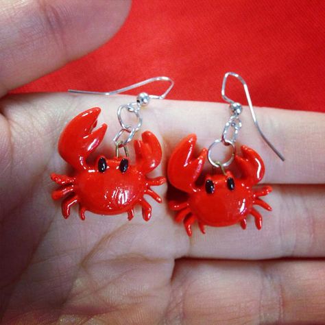 Clay Crab, Lobster Earrings, Ideas Arcilla, Crab Earrings, Family Presents, Fimo Clay, Polymer Clay Charms, Polymer Clay Ideas, Clay Charms