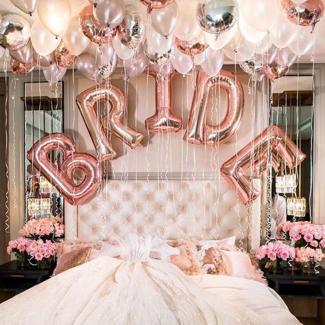 Dubai Luxury Weddings & Events on Instagram: "Bridal Suite goals By @bianca_events Dress @jacykayofficial Hotel @mo_jumeira Photography @violetstudiodubai" Simple Bride To Be Decoration, Bridal Getting Ready Room Decor, Bridal Suite Room, Bridal Shower Crafts, Bride Balloon, Bridal Suite Decor, Hotel Room Decoration, Bridal Room Decor, Wedding Decorations Diy Centerpiece