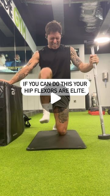 Tom Fysh | Mobility Coach on Instagram: "HIP FLEXOR CHALLENGE 😤  Our hip flexors are so often forgotten about but hold so much power.   Want to be faster? Train hip flexors. Want to be more explosive? Train hip flexors. Want to reduce injury? Train hip flexors.  If you got under 6 reps you really need to do some work.   If you felt like you couldn't straighten your leg but then you need work!  If your hamstring was screaming then guess what...  You need work!   Let me help you. With follow along classes for all the joints packed full of exercises like this one...its all you need to get strong, agile and pain free.  Comment "FREE" below and I'll be in touch!  #hipmobility #mobility #hipflexors #fitnesschallenge #mobilitychallenge" Resistance Band Exercises For Hip Flexors, Weak Abductors Exercise, Hip And Back Mobility, Hip Cracking Exercises, Hip Flexor Release, Lateral Hip Exercises, Weak Hip Flexors Exercise, Hip Flexors Exercises, Weak Hip Flexors