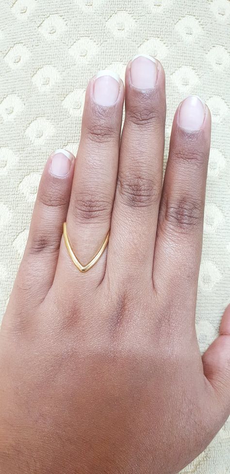 Modified gold voddungila/oddungura in V shape V Shape Ring Design, V Shape Finger Ring, V Shape Rings For Women, V Shaped Rings For Women, V Rings Gold, Minimal Gold Ring Design, Gold Rings Simple Unique Indian, Vanki Rings Gold Indian, Vanki Ring Gold Plain