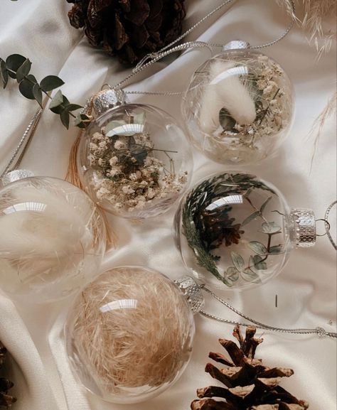 Diy Neutral Ornaments, Boho Western Christmas Decor, Boho Western Christmas Tree, Christmas Ornaments Aesthetic, Textured Christmas Ornaments, Neutral Christmas Ornaments, 2023 Christmas Trends, Neutral Ornaments, Boho Ornaments