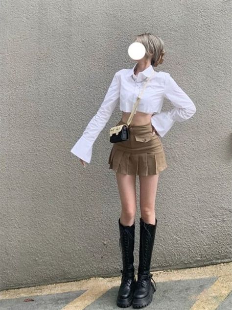 Son liked the shorts very much. Quality could certainly be better Skirt Streetwear, Y2k Mini Skirt, Women Korean Fashion, Micro Skirt, White Shirts Women, Korean Fashion Casual, White Long Sleeve Shirt, Skirt Women, Mode Inspo