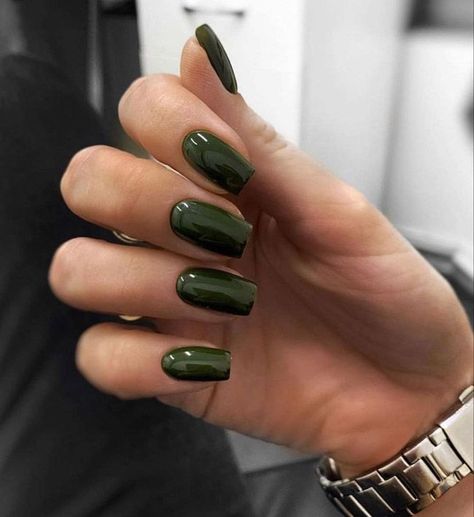 Beautiful fall nails design Fall Nail Aesthetic, Green Nails Square, Square Gel X Nails, Nails Colour, Autumn Looks, Emerald Nails, Unghie Sfumate, Kutek Disney, Green Acrylic Nails