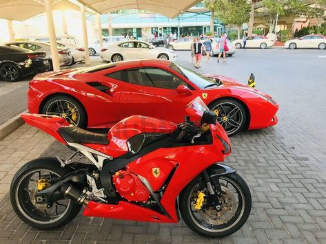 Ferrari Bike, Honda Fireblade, Ducati Motorbike, Bike Motorcycles, Motorcycle Honda, Bike Aesthetic, Motorcycle Aesthetic, Biker Aesthetic, Motorcycle Pictures