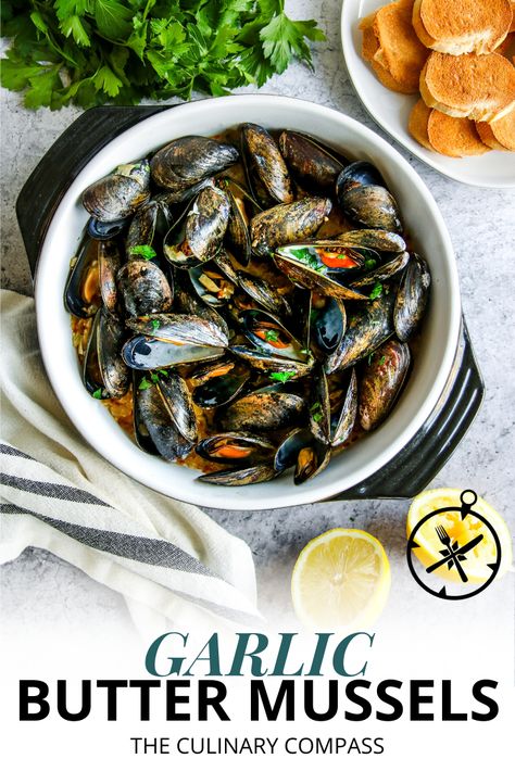 These Garlic Butter Mussels are hard to share and full of flavor! Follow along to learn how to cook garlic butter mussels. Mussel Sauce, Garlic Butter Mussels, Easy Mussels Recipe, Mussels Recipes, Garlic Mussels, How To Cook Garlic, Cooking Mussels, Make Garlic Butter, Steamed Mussels