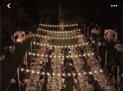 Event Lighting Design, Small Bridal Parties, Outdoor Event Lighting, Backyard Wedding Decorations, Vintage Lights, Fox Wedding, Diy Wedding Backdrop, Bbq Wedding, Rooftop Wedding