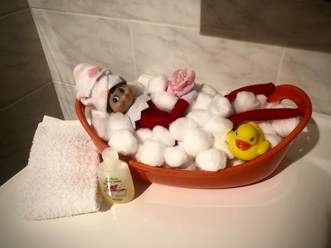 Elf On Shelf Cotton Balls, Elf On The Shelf With Cotton Balls, Elf On The Shelf Ideas With Cotton Balls, Elf Cotton Balls, Elf Bubble Bath, Elf On The Shelf Cotton Balls, Awesome Elf On The Shelf Ideas, Elf Activities, The Scout