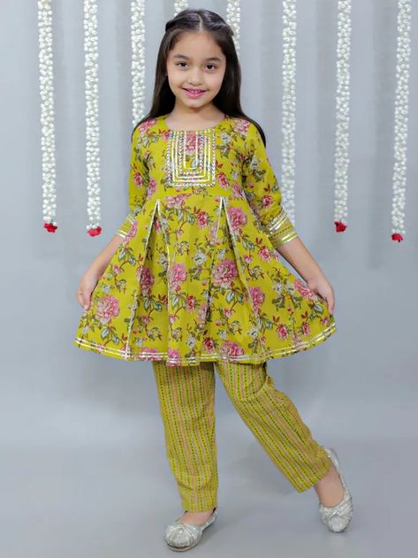 Buy Yellow Printed Cambric Cotton Kurta with Pants - Set of 2 | KMG2409/KME3 | The loom Kamiz Design, Kid Dresses, Shalwar Suit, Cotton Frocks For Kids, Women Trousers Design, Frocks For Kids, Kids Kurta, Simple Frock Design